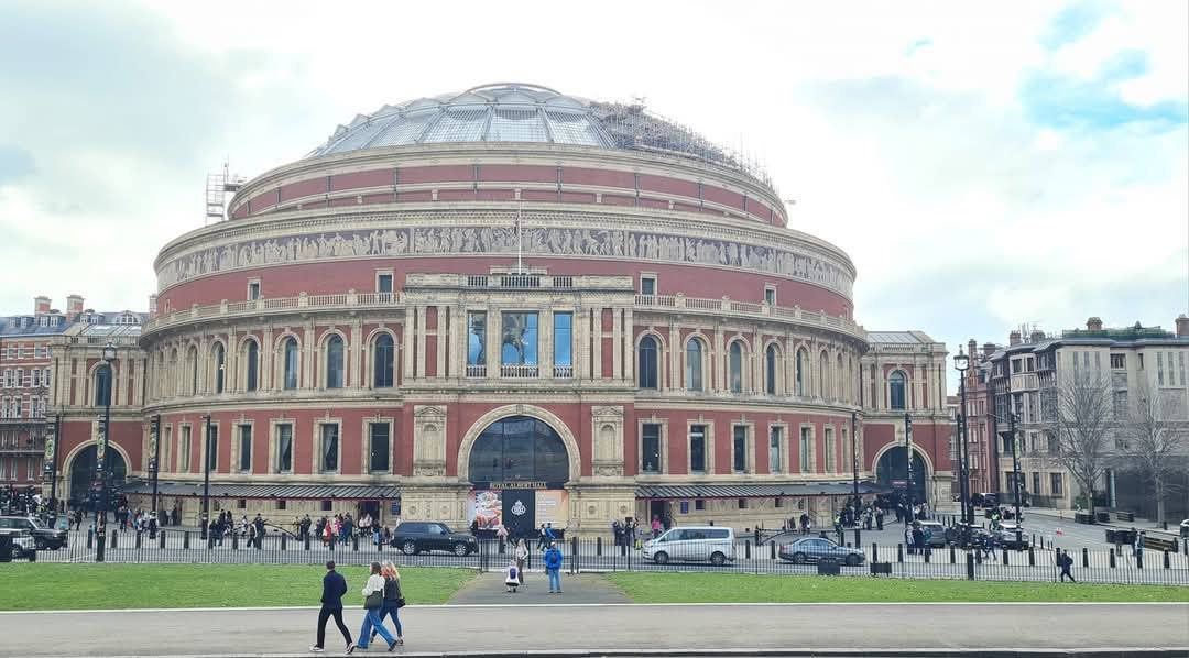 London 10