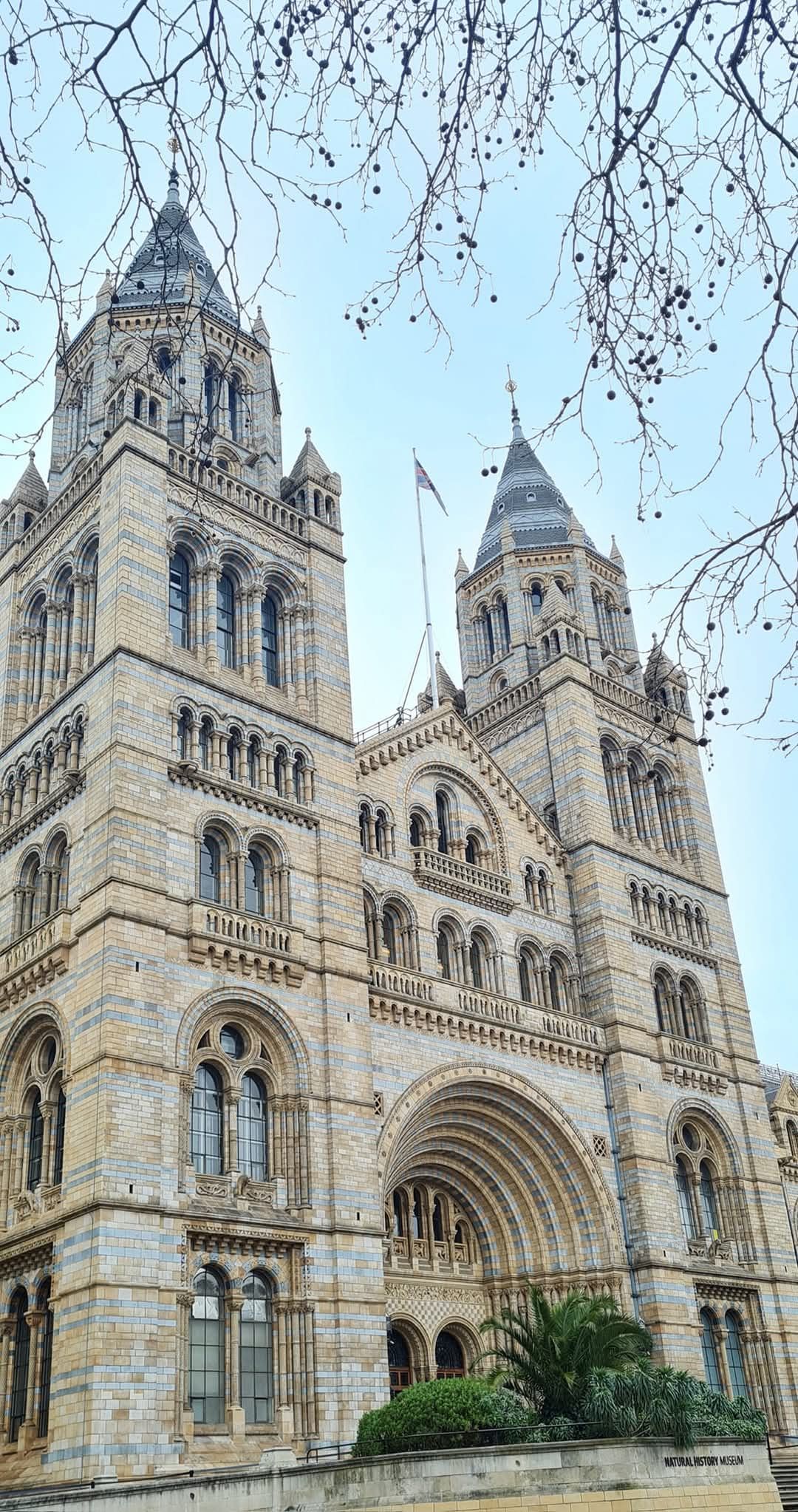 London 12
