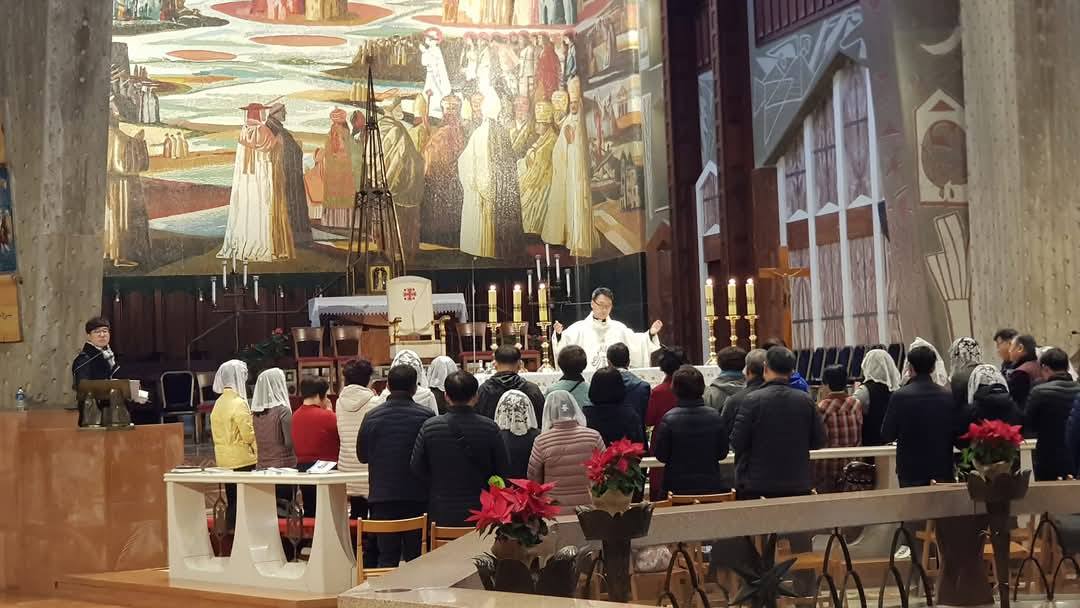 Nazareth 9