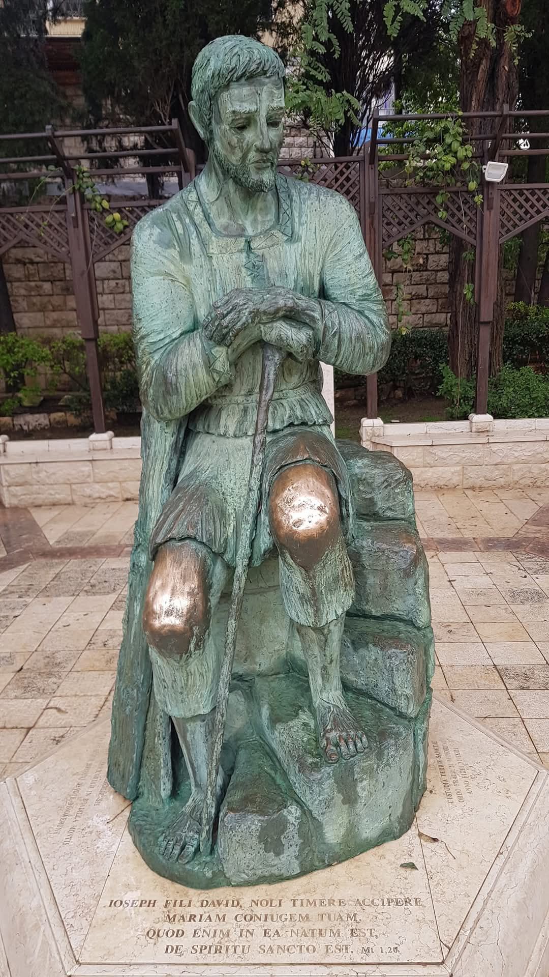 Nazareth 16