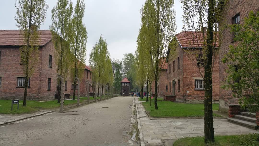 Auschwitz 2