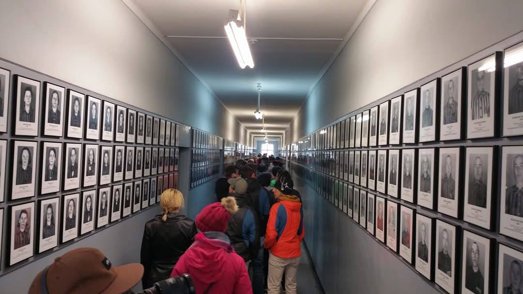Auschwitz 10