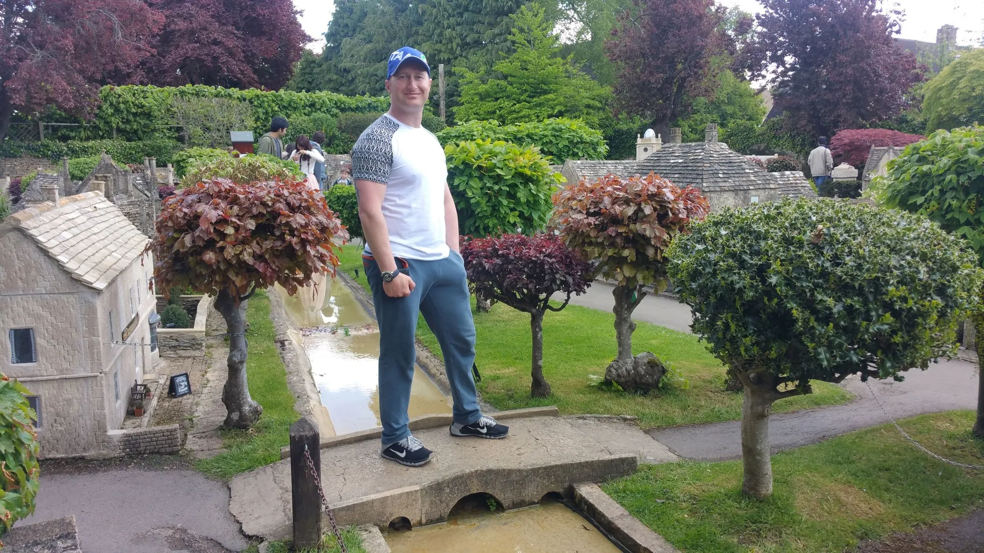 Bourton-on-the-Water 9