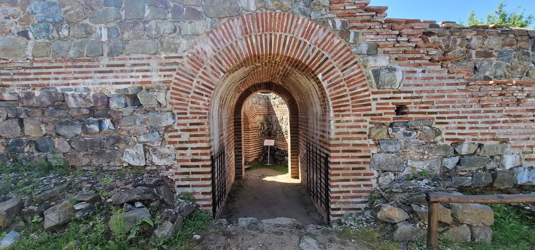 Stenós 10