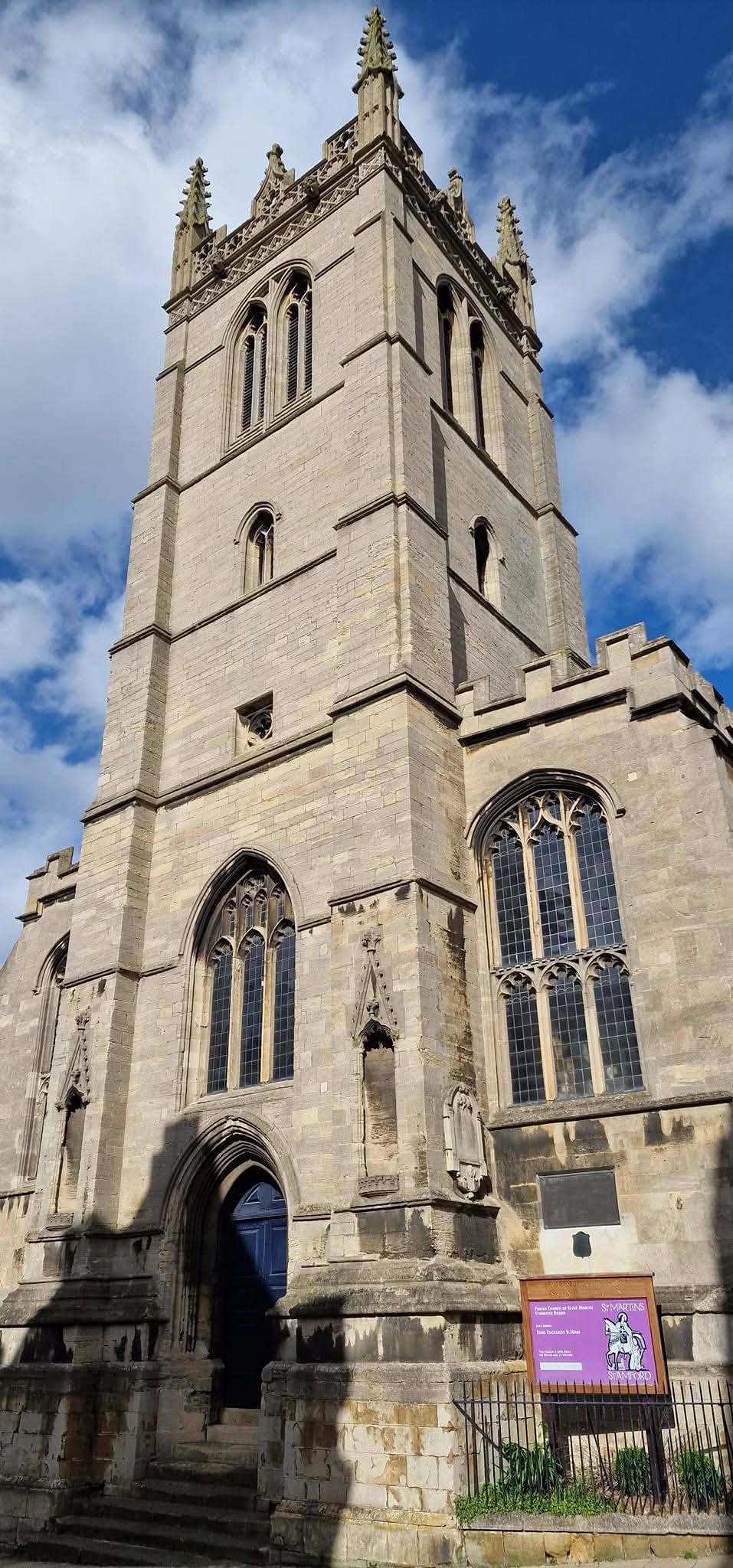 Stamford 12