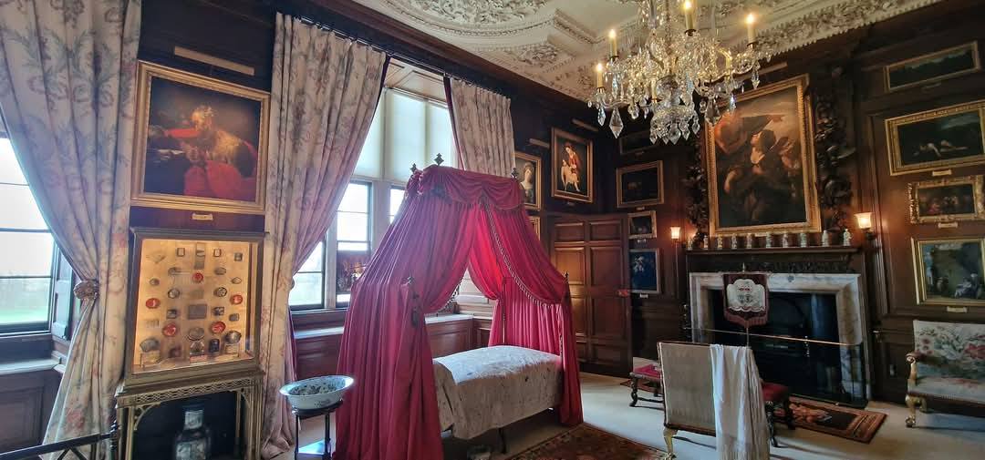 Burghley House 17