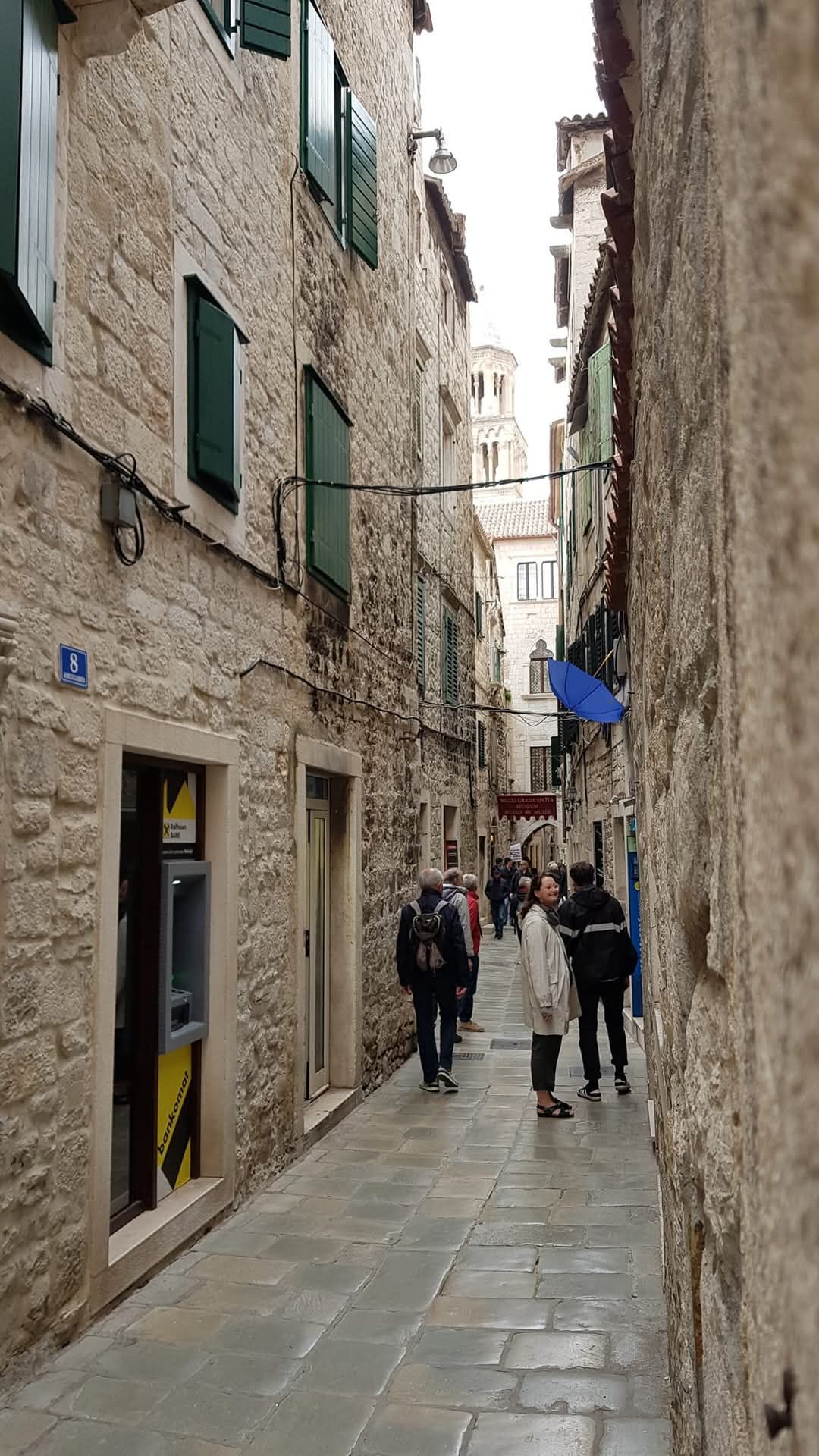 Split 12