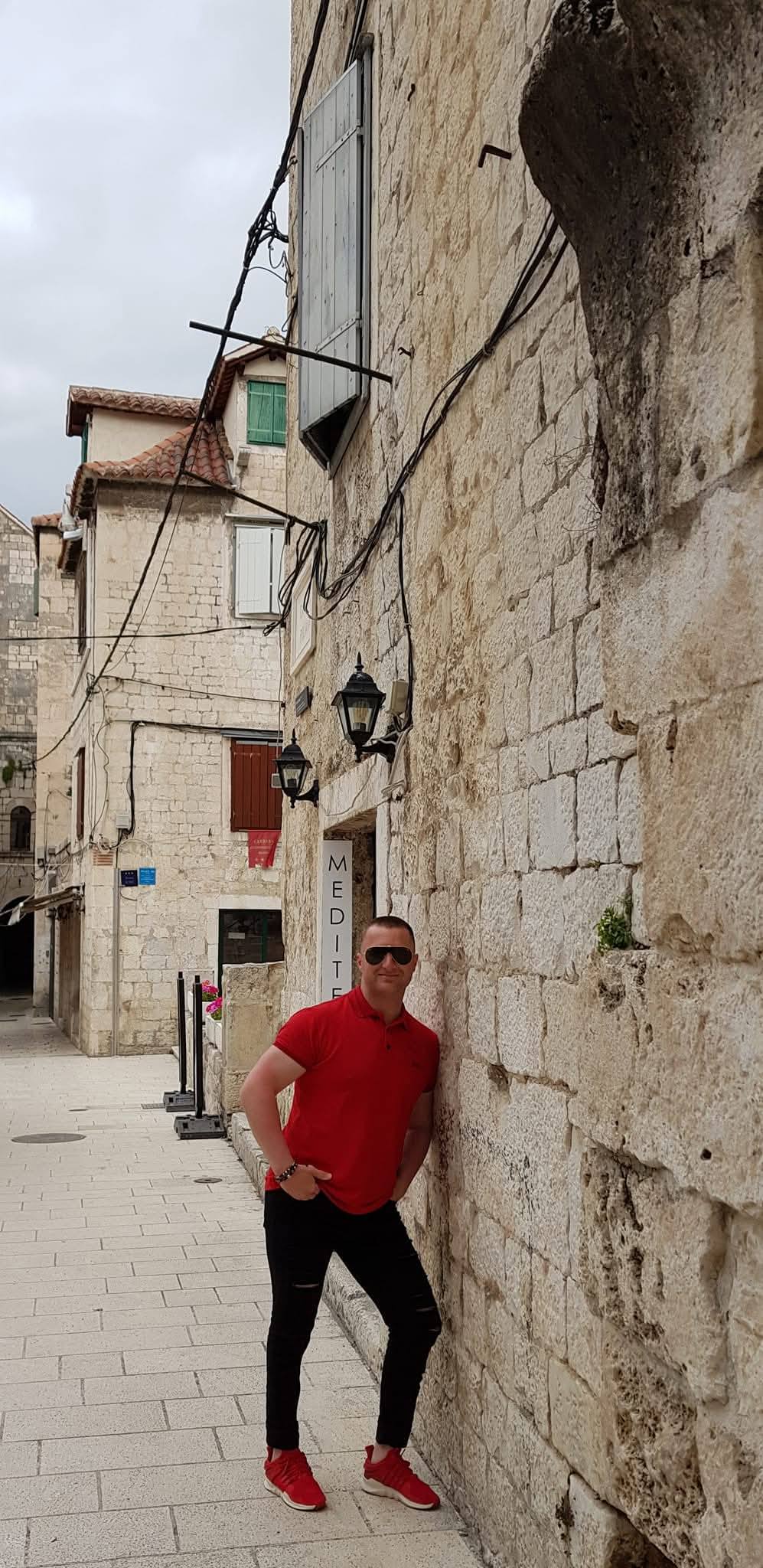 Split 18