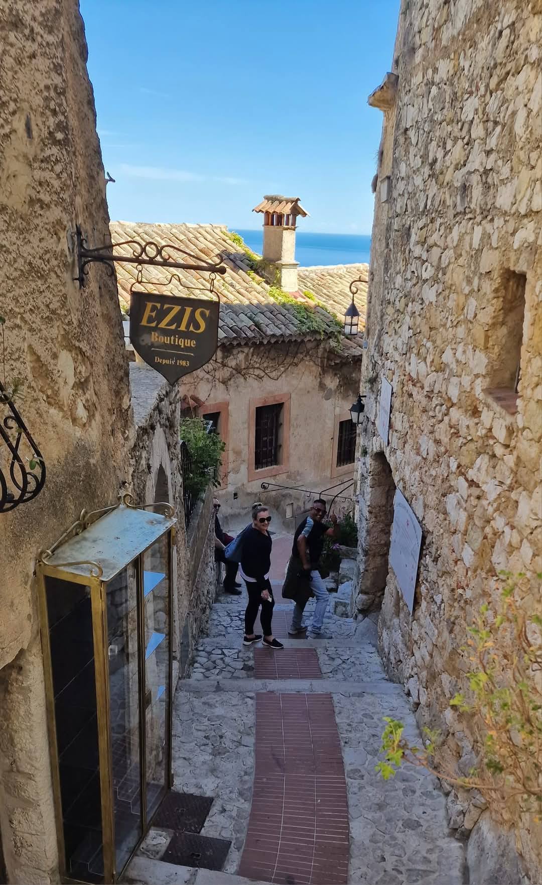 Eze 3
