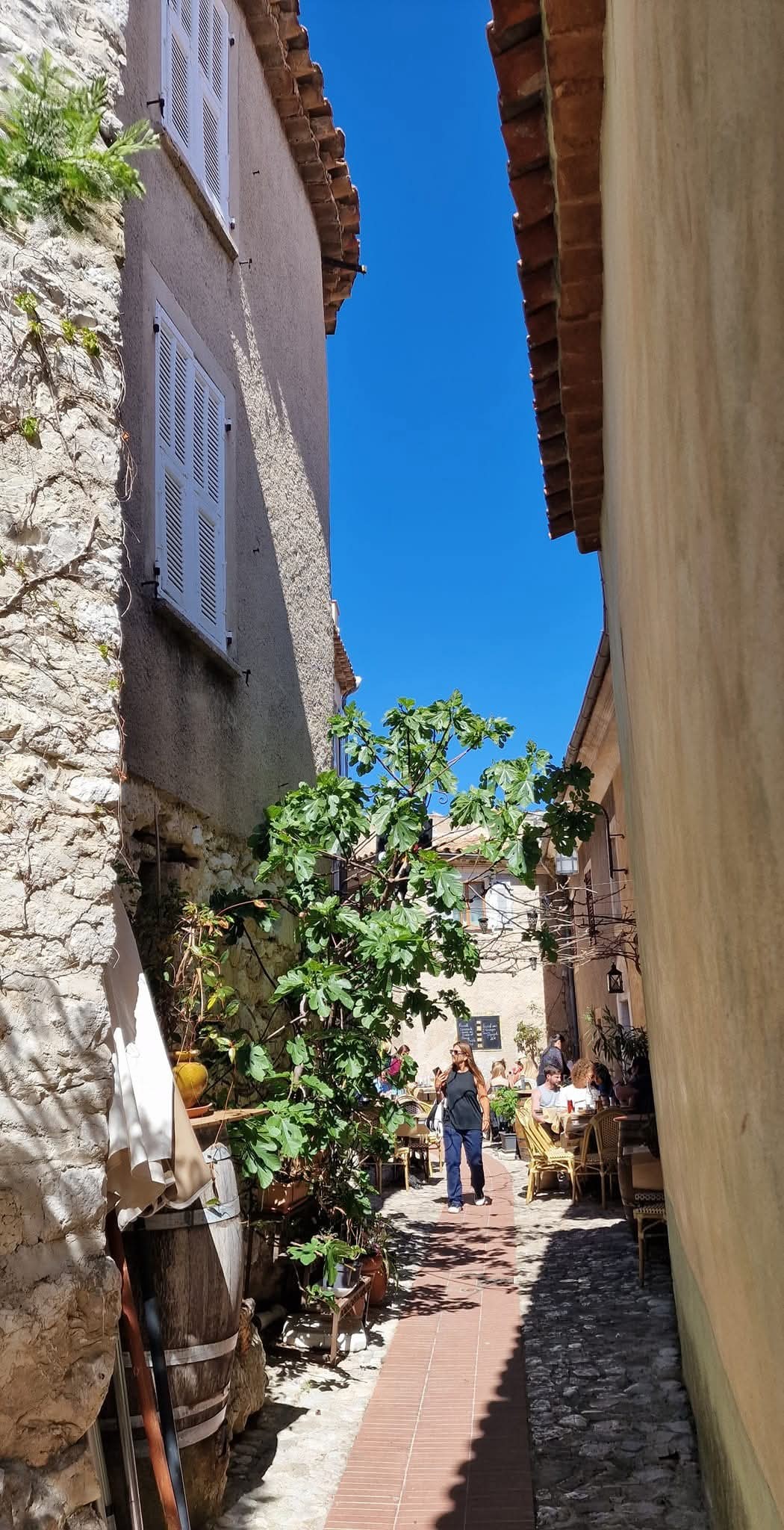Eze 4