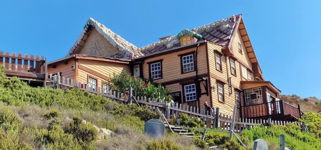 Popeye Village 15