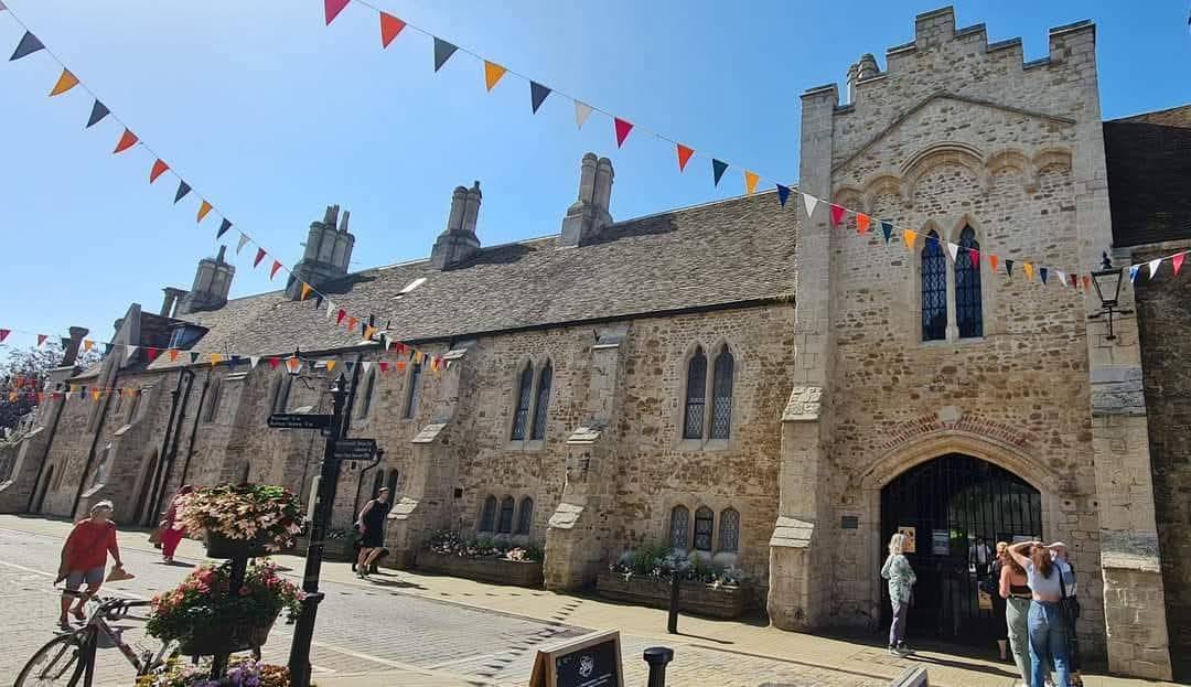 ELY 12
