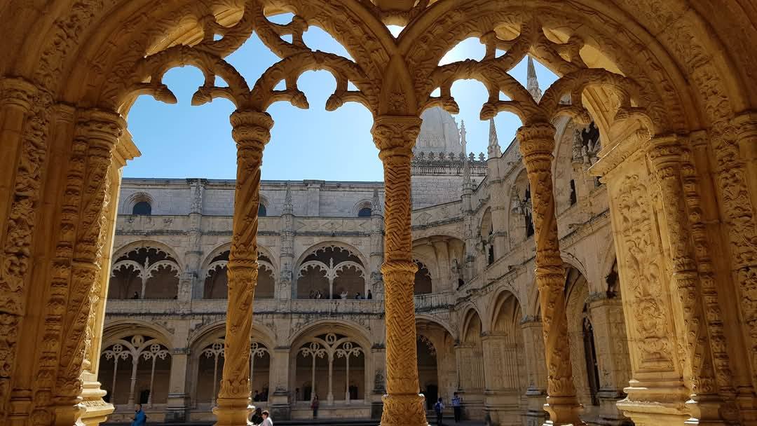 Lisbon 15