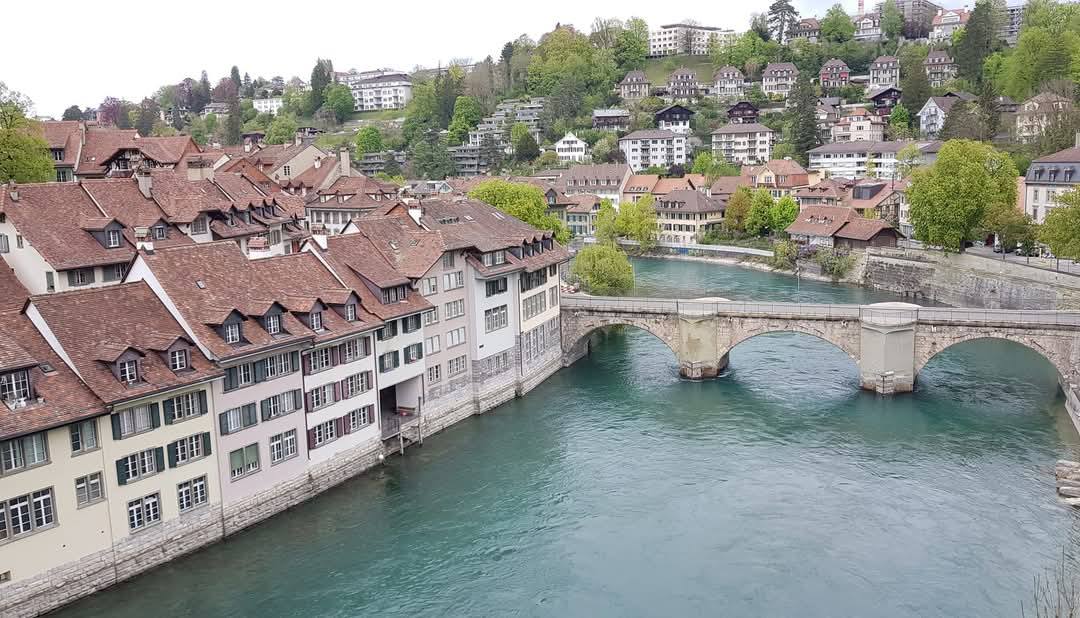 Bern 12