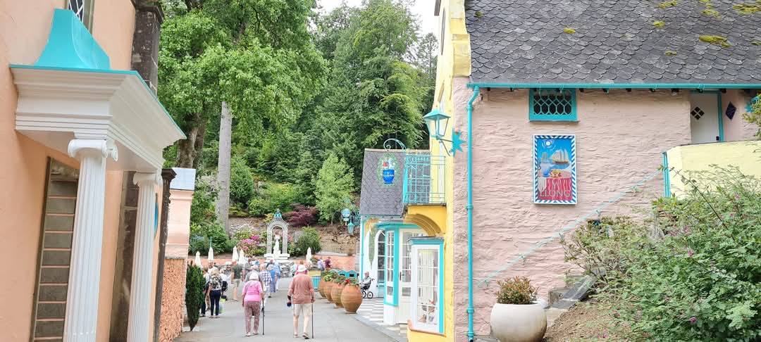 Portmeirion 16