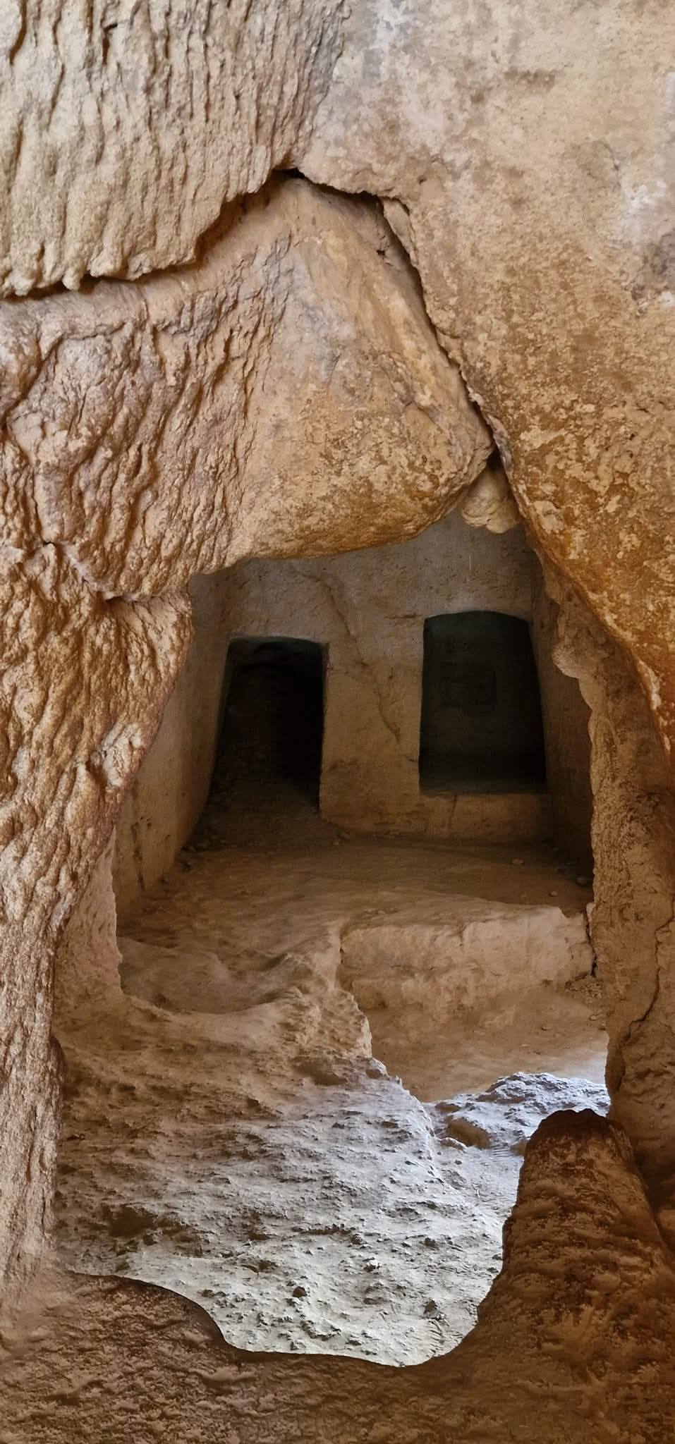Tombs of the Kings, Paphos 4