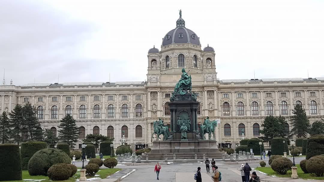 Vienna 4