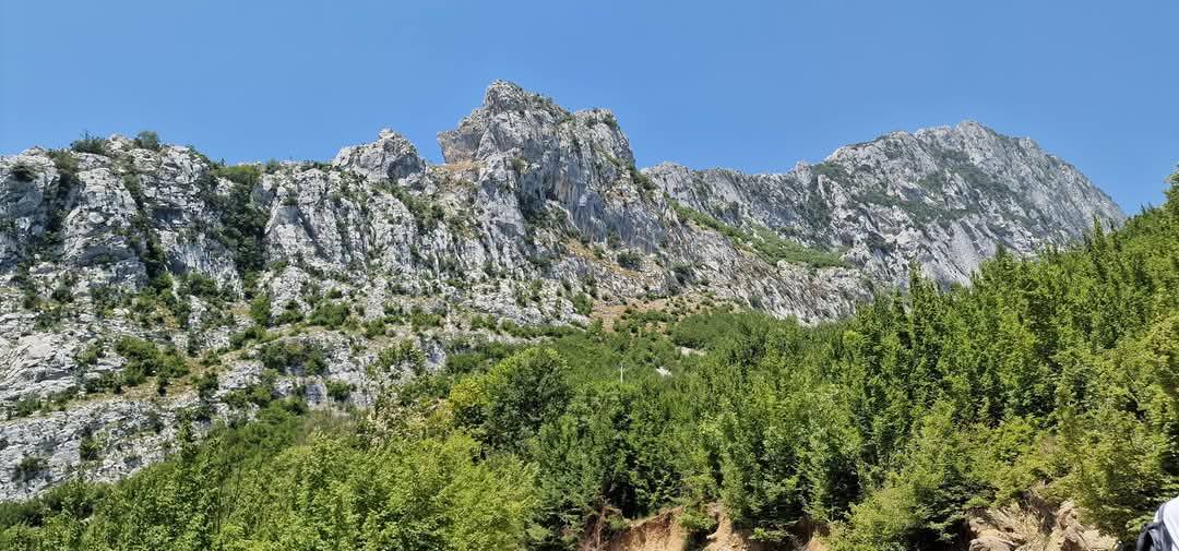 Gamti Mountain and Bovilla Lake 8