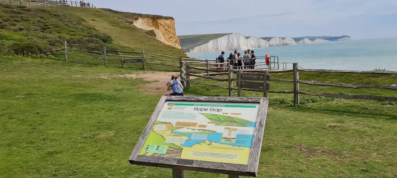 Seven Sisters cliffs 1