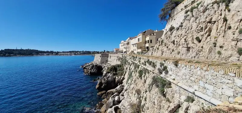Antibes 1
