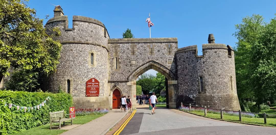 Arundel 10