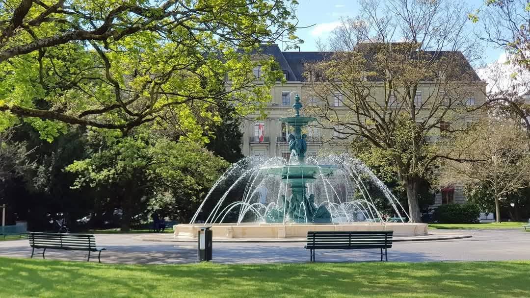 Geneva 12