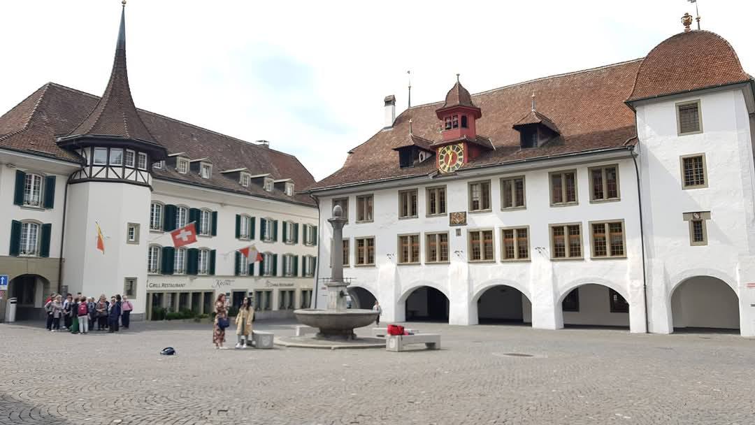 Thun 4