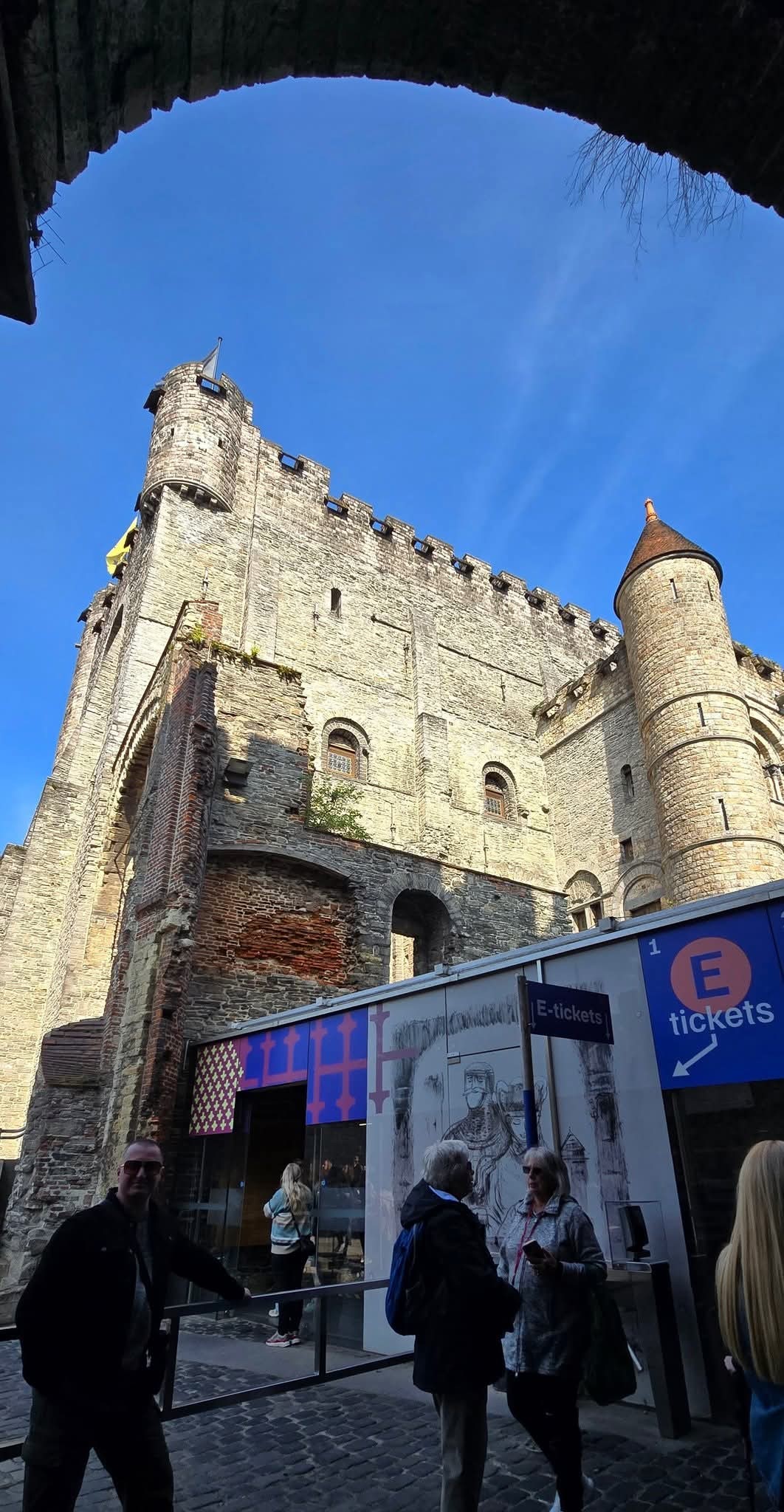 Ghent 16