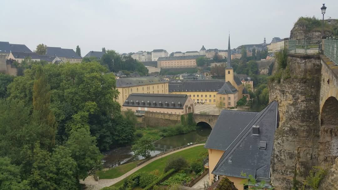 Luxembourg 3