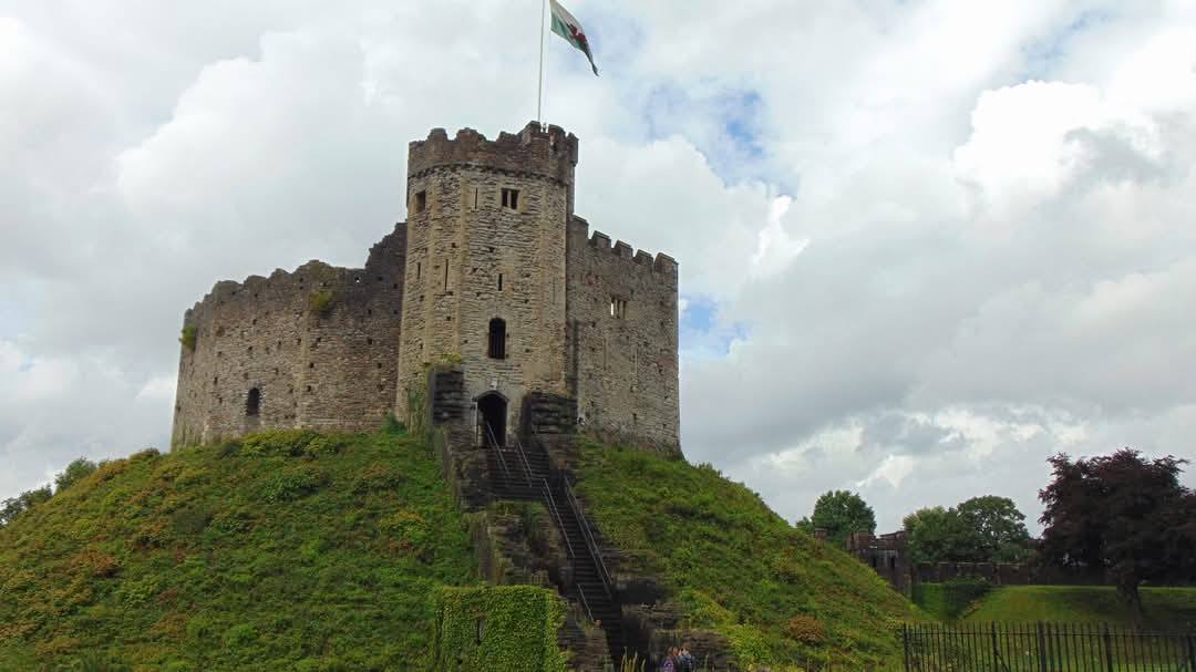 Cardiff 6