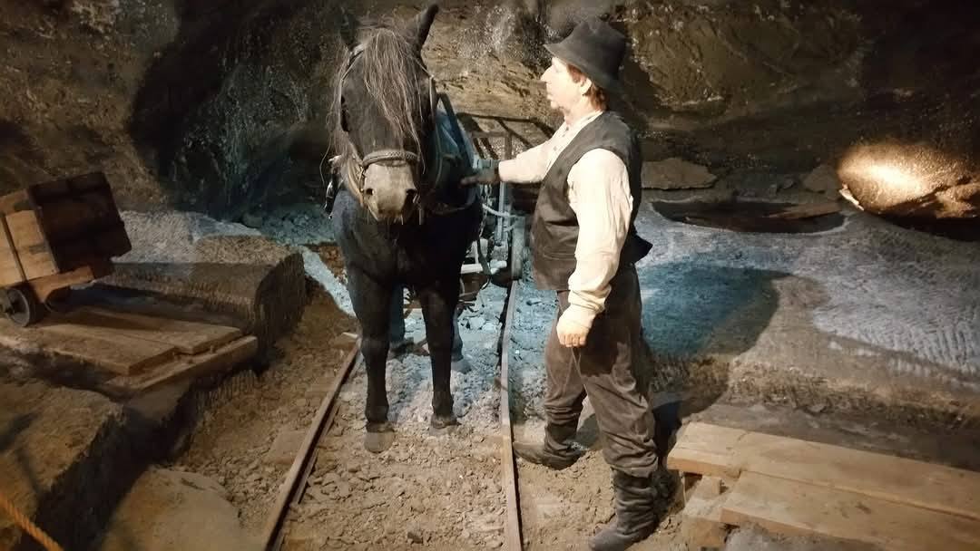 Wieliczka salt mine 6