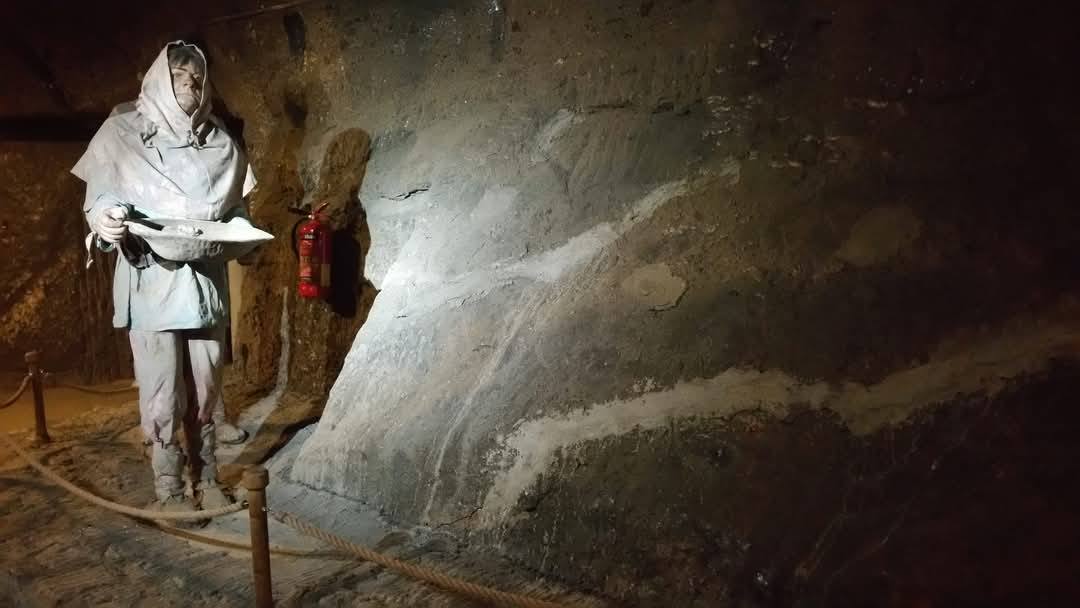 Wieliczka salt mine 8