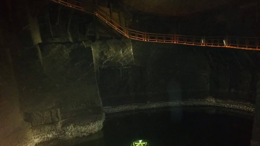 Wieliczka salt mine 16