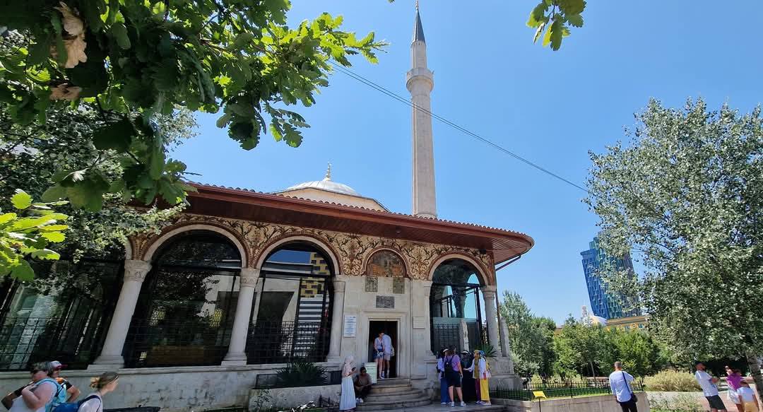 Tirana 5