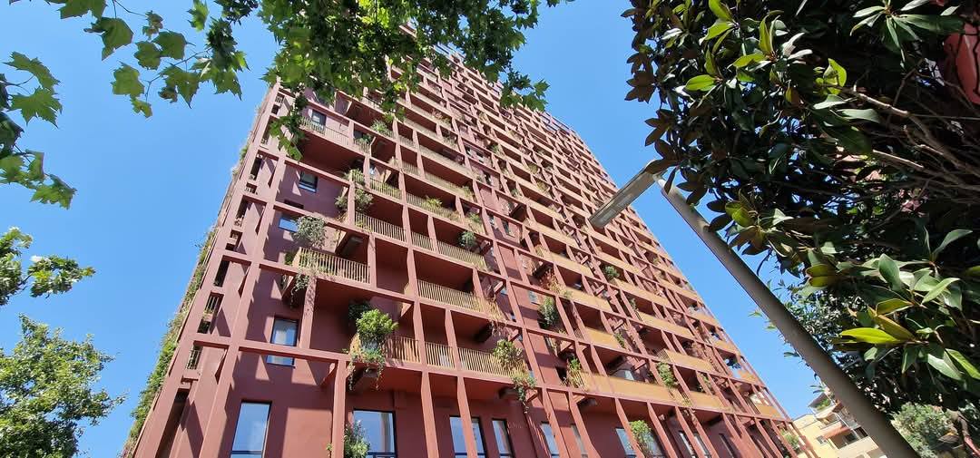Tirana 12