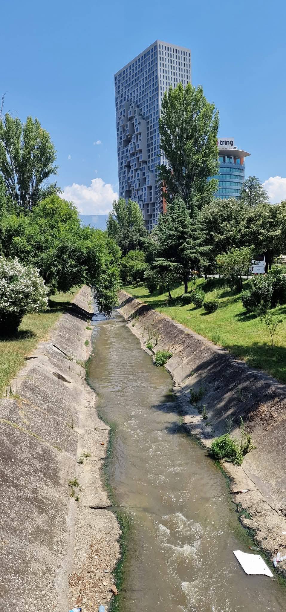 Tirana 20
