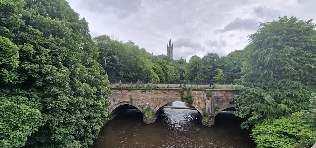 Glasgow 17