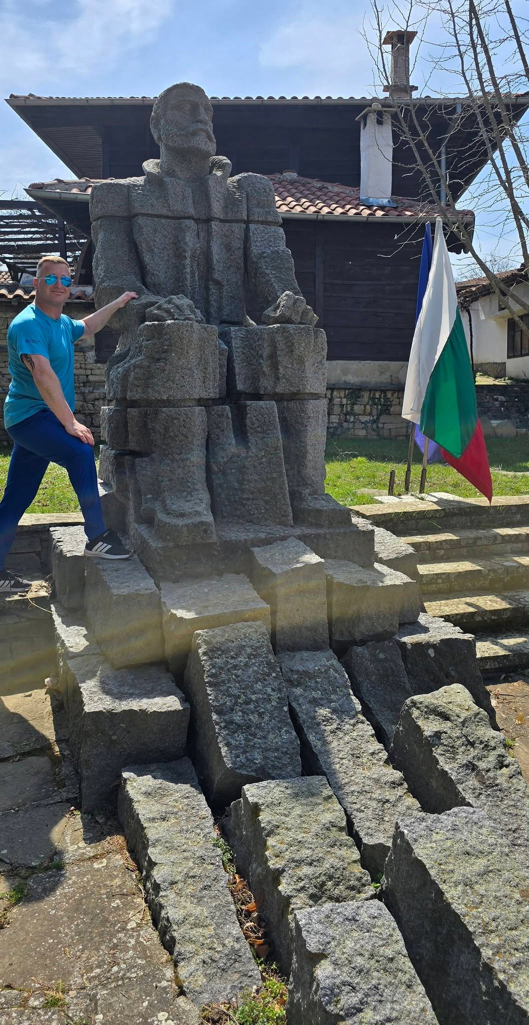 Село Медвен 11