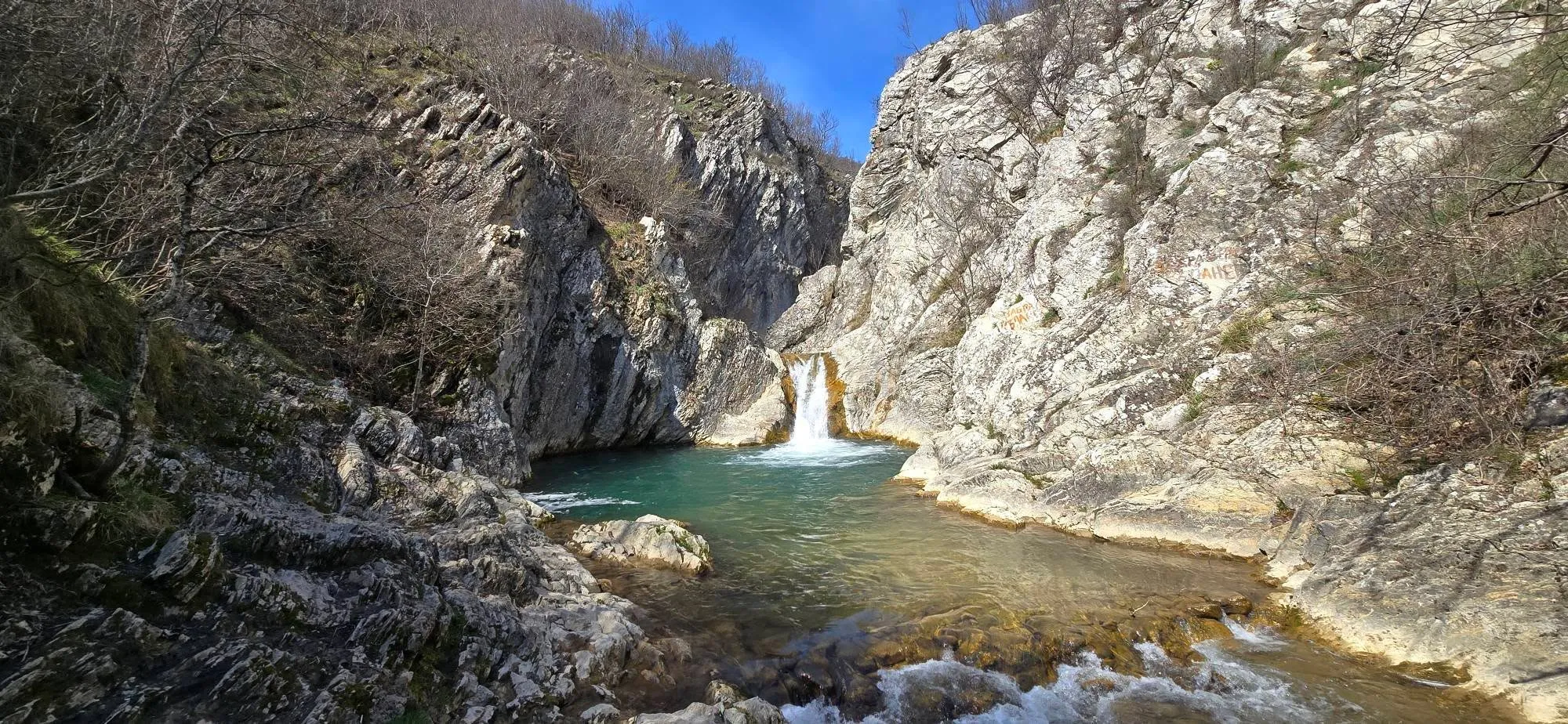 Село Медвен 18