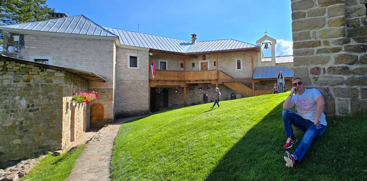 Djurdjevi Stupovi Monastery 11