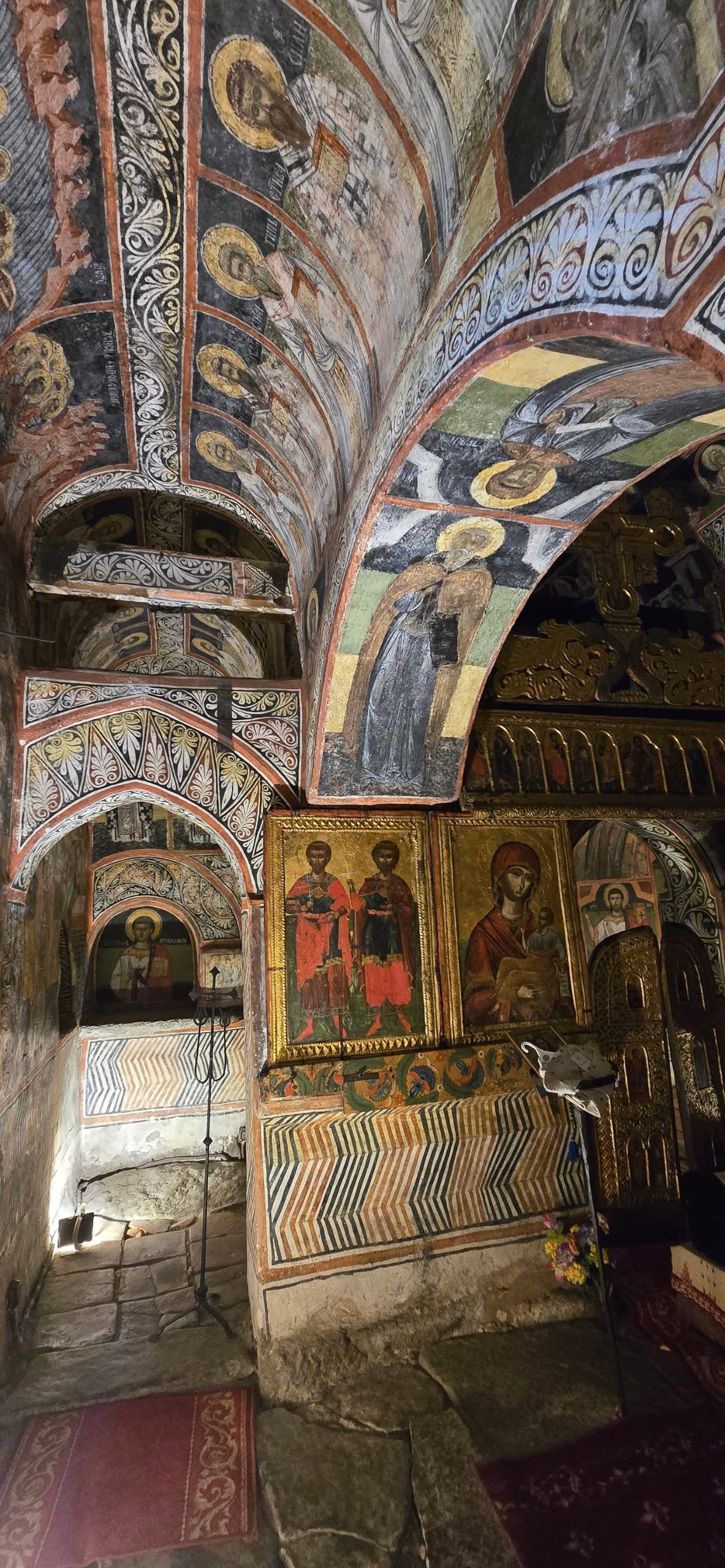 ⛪️Църква „Св. св. Теодор 6