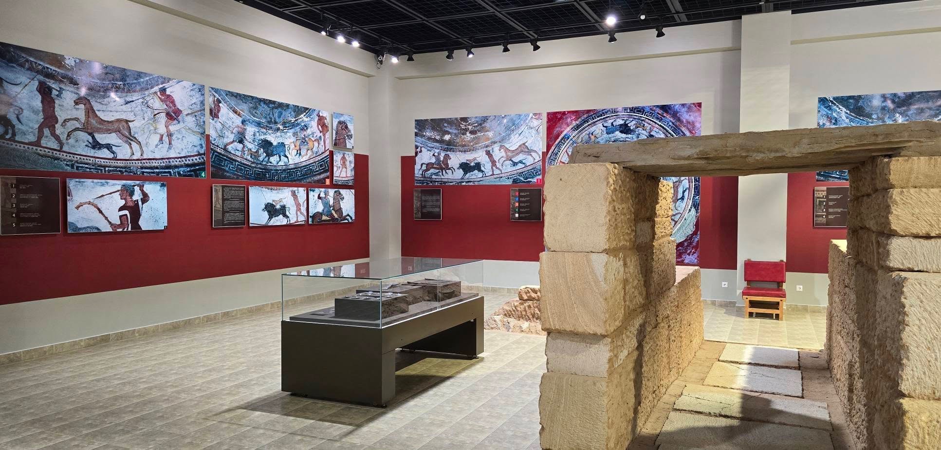 🏺 ПОВЕЧЕ ОТ 2000 ГОДИНИ ИСТОРИЯ… И ЕДНА ГРОБНИЦА, КОЯТО РАЗКАЗВА ВСИЧКО. 🇧🇬 3