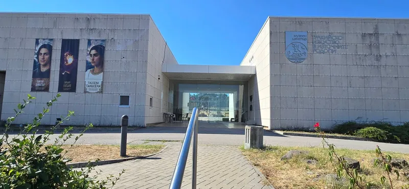🏺 ПОВЕЧЕ ОТ 2000 ГОДИНИ ИСТОРИЯ… И ЕДНА ГРОБНИЦА, КОЯТО РАЗКАЗВА ВСИЧКО. 🇧🇬 1