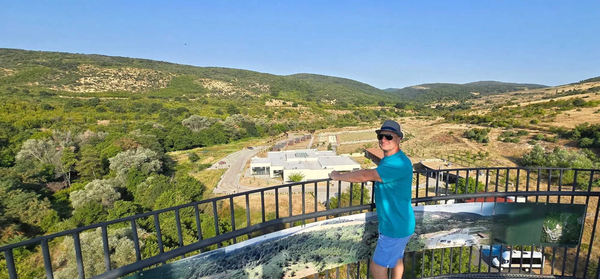 Вила „Армира“ 🇧🇬 България 👇 15