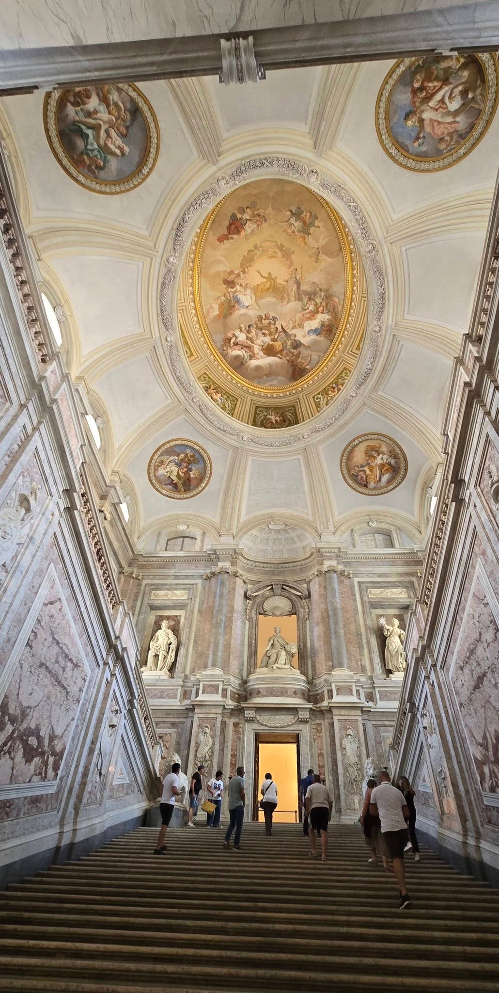 Казерта 🇮🇹 ITALY 👇 14