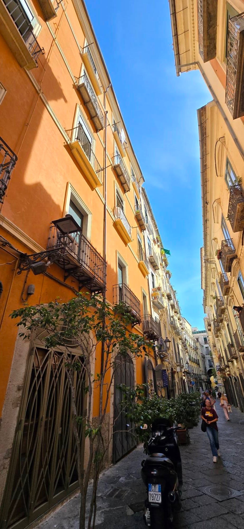 Салерно 🇮🇹 ITALY 👇 4